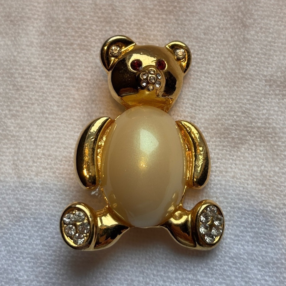 Gold and Cream Jelly Belly Teddy Bear Brooch